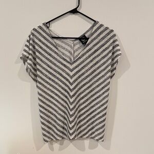 Bonsai Gray and White Chevron V-Neck Top